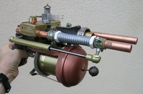 Steampunk Revolver right_1046_600.jpg